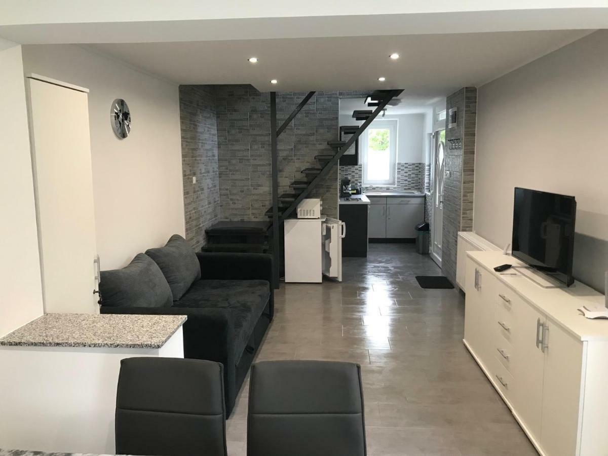 Heni Apartment Bük Dış mekan fotoğraf